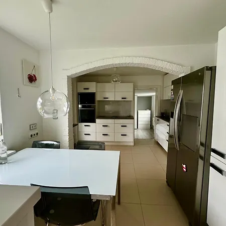 Achterhus Fuer Familien & Homeoffice Holiday home Ratekau
