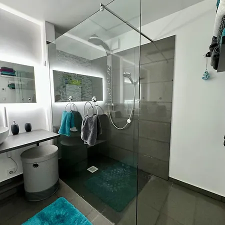 Achterhus Mit Viel Platz Family & Work Holiday home *